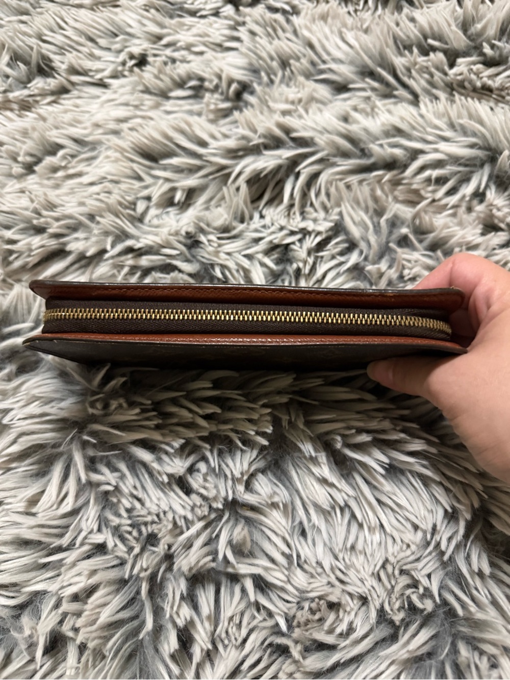 Louis Vuitton Monogram Zip Around Vintage Wallet - Picture 5 of 14